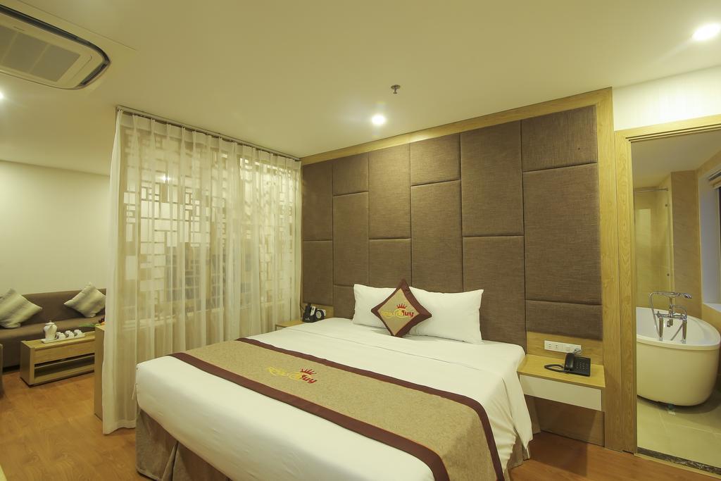 Royal Huy Da Nang Hotel Bagian luar foto