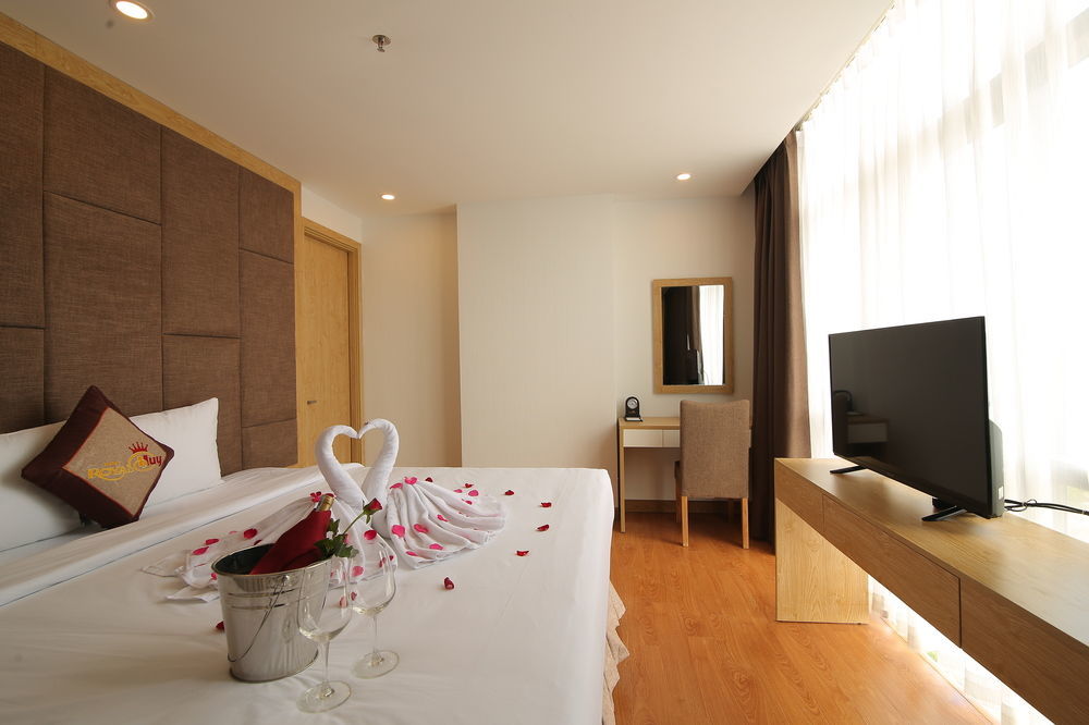 Royal Huy Da Nang Hotel Bagian luar foto
